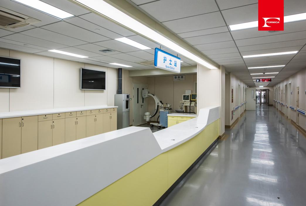 富美家防火板的隔熱保溫性能足粘士的3倍，玻璃的6倍，普通混凝土的10倍。